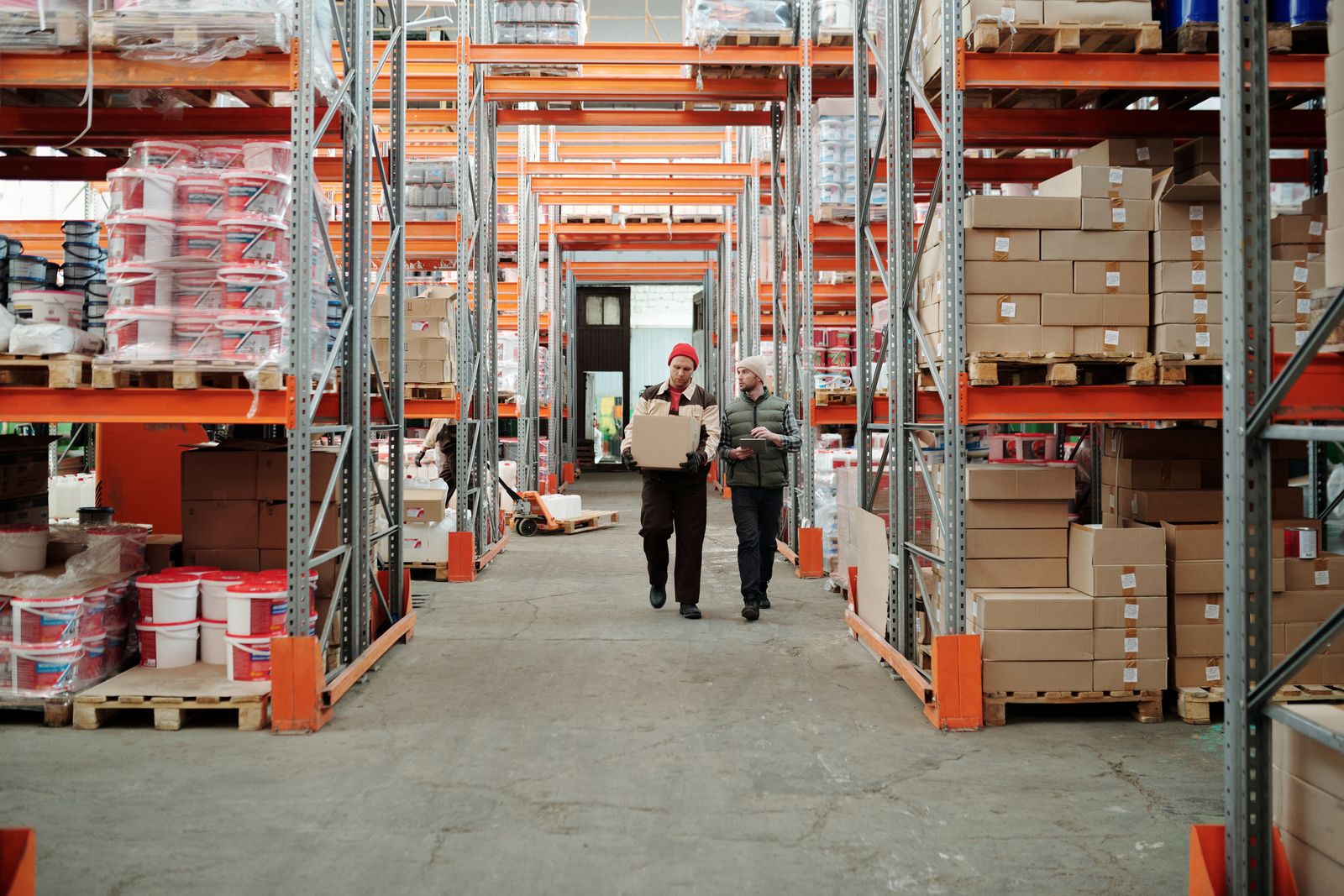 Activité logistique en entrepôt — photo d'illustration, banque d'images